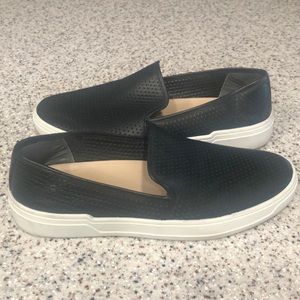 Vía Spiga Sneaker